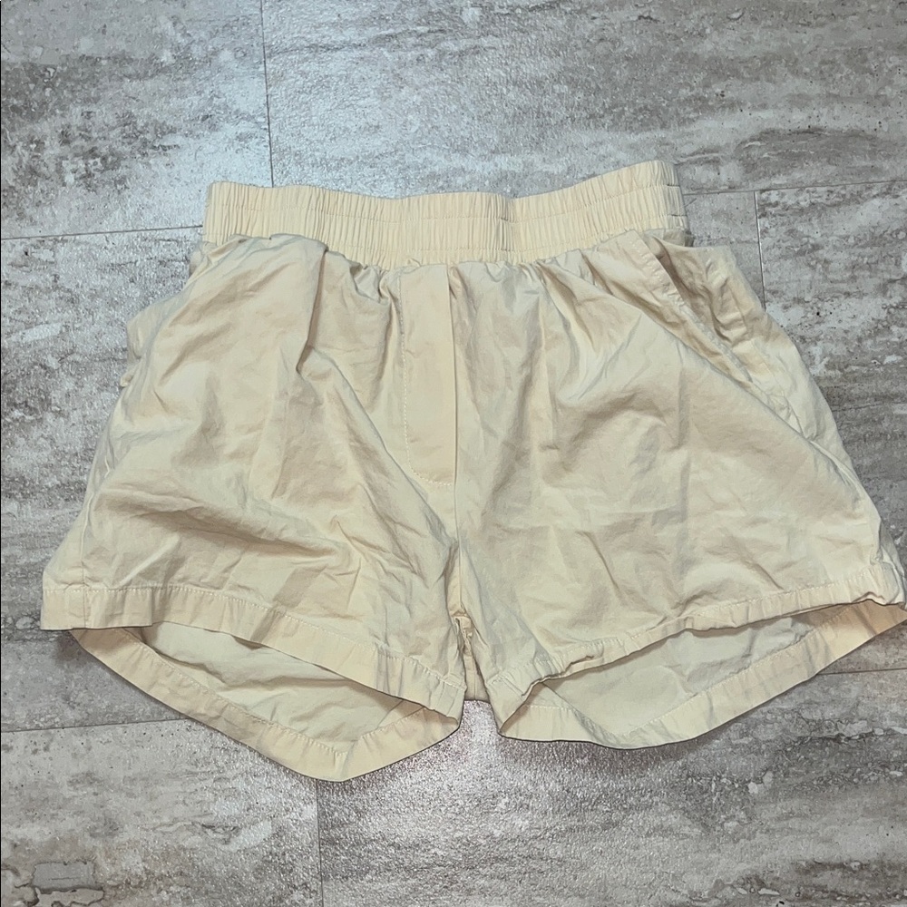 Minim LA Women's Beige Athletic Shorts small